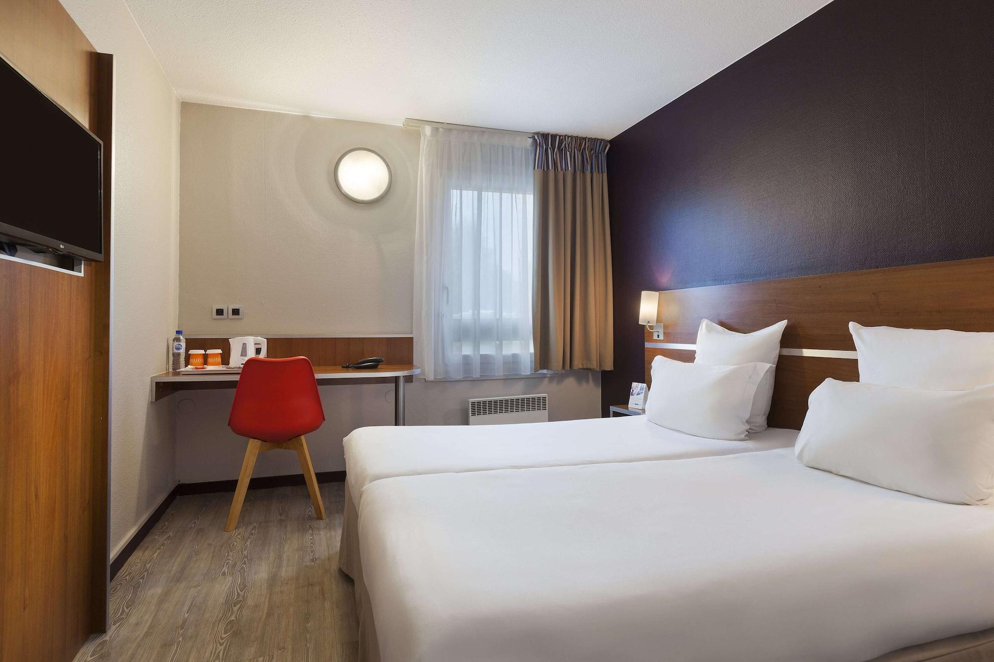 Comfort Hotel Linas - Montlhery Exterior photo